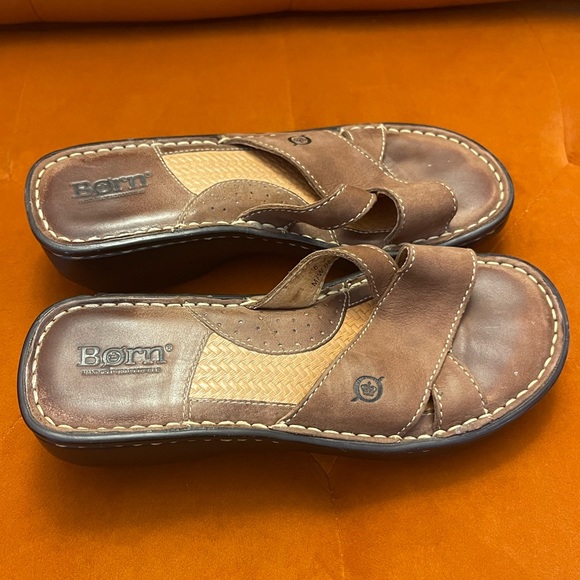 Born Brown Leather Sandals - Picture 7 of 11